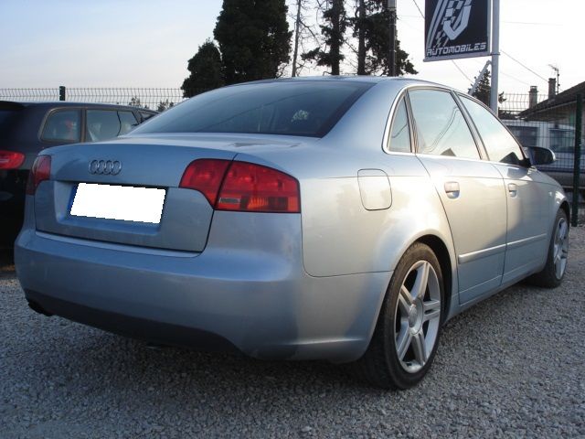 A4 (B7) - 4 portes 2004-2008